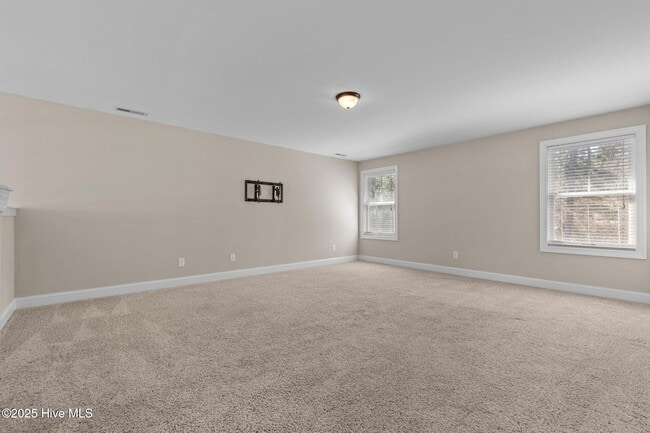 Building Photo - 280 Wiregrass Ln