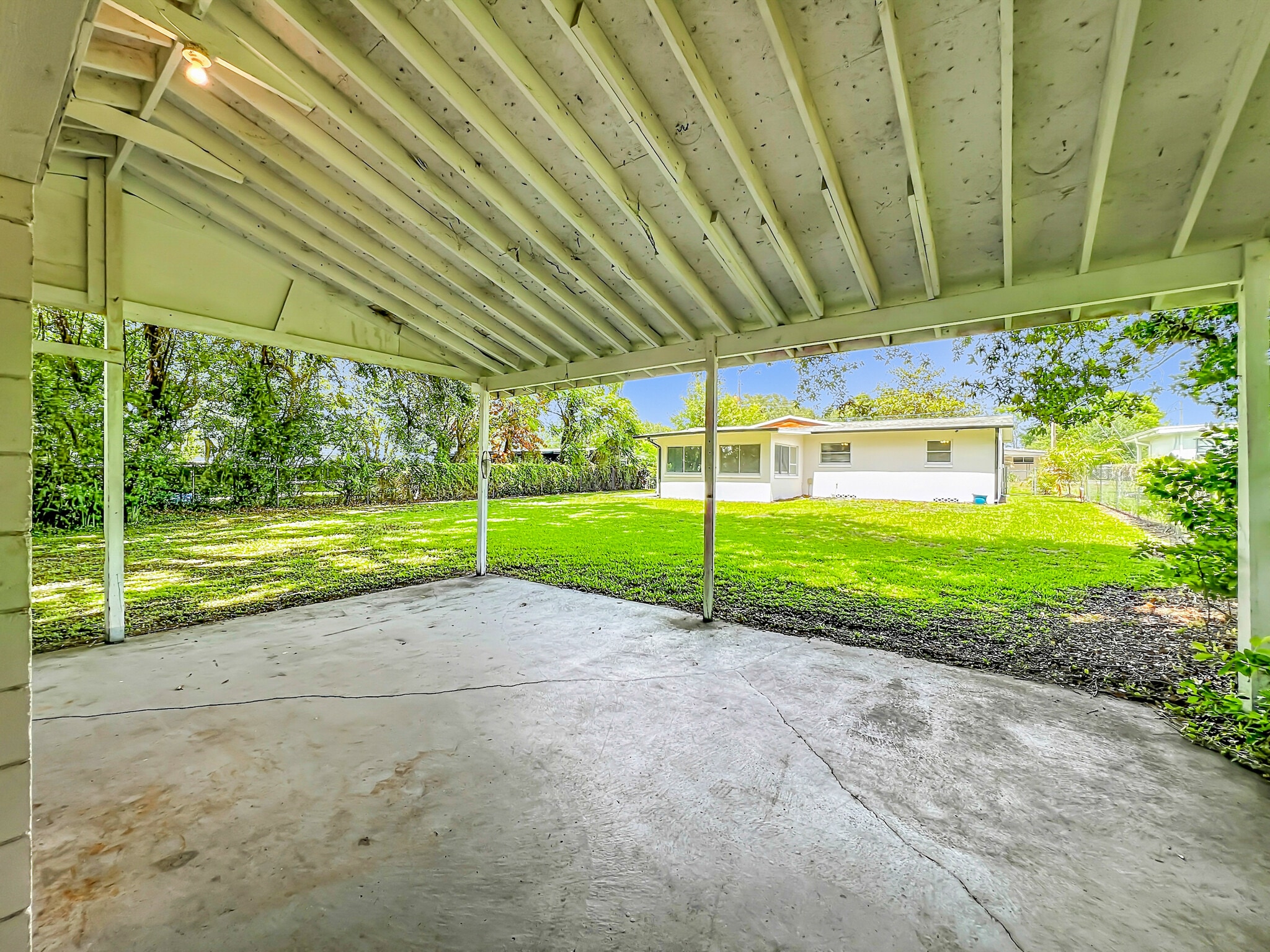 Building Photo - 3012 Rogan Rd