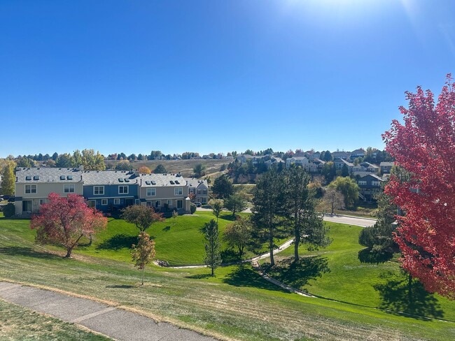 Building Photo - Beautiful TownHome Near Chatfield Reservoir
