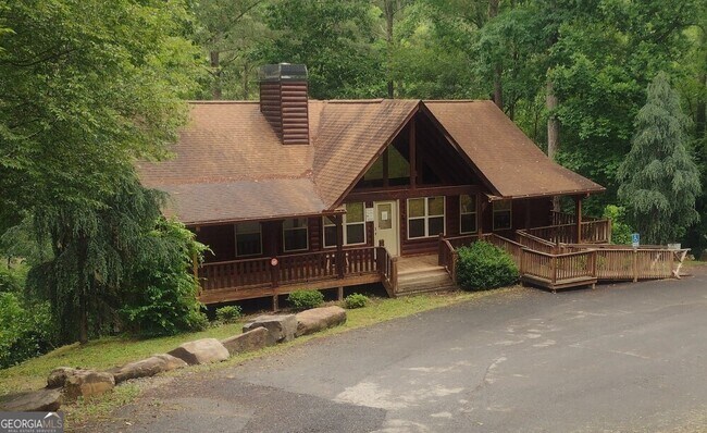 Building Photo - 1274 Foxhound Trail NE