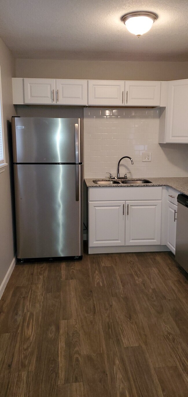 Building Photo - Newly rehabbed 55+ Community in Belton, MO!