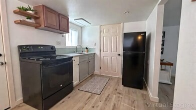 Building Photo - 4512 Pacific Way