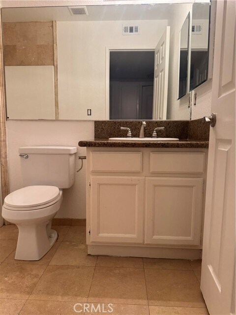 Building Photo - 301 W Mountain View Ave