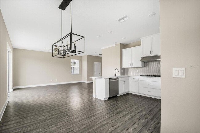 Building Photo - 7959 Rumney Ln