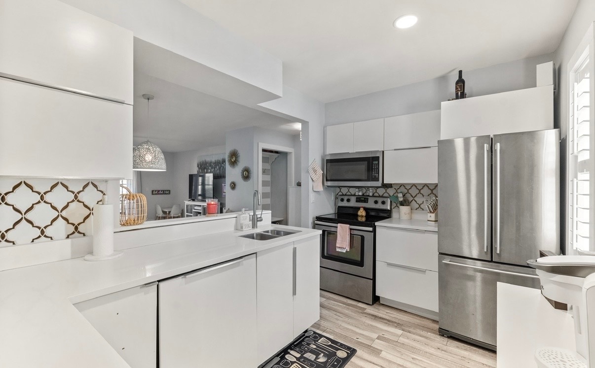 Building Photo - 600 Domenico Cir