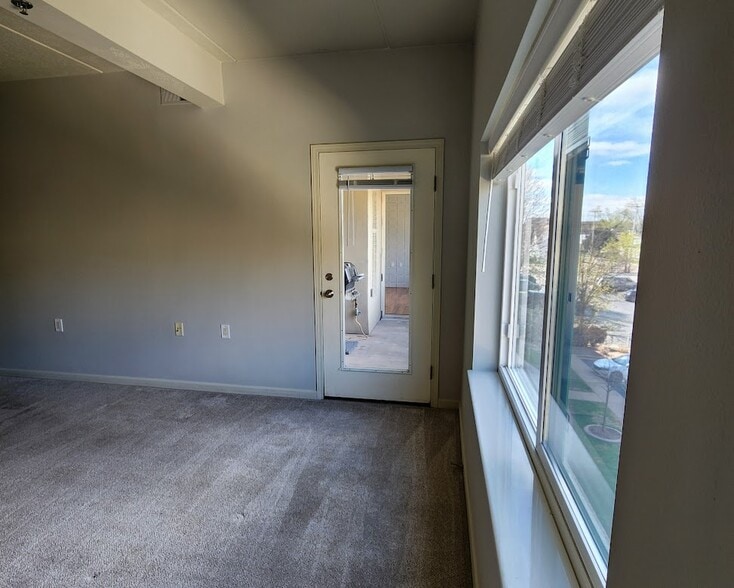 14 Master View to patio - 400 N Richmond St