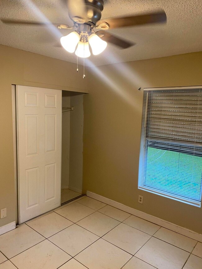 Building Photo - 5653 Barnstead Cir
