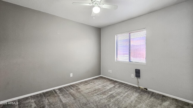 Building Photo - 13344 W Desert Ln