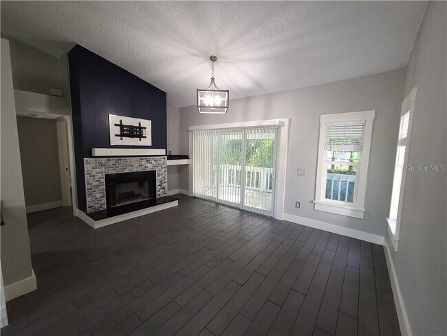 Building Photo - 4970 Marina Palms Dr