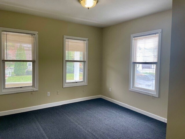 Building Photo - 15 Frankfort St