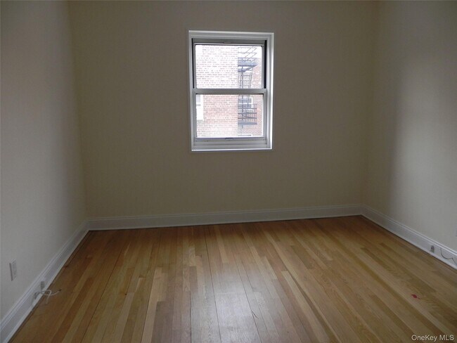 Building Photo - 11 Schenck Ave