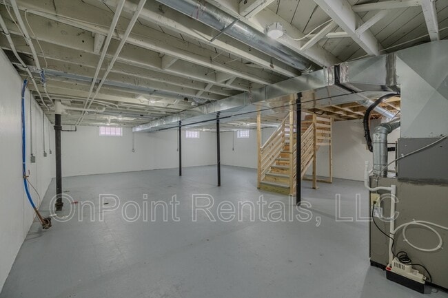 Building Photo - 12217 Columbia St