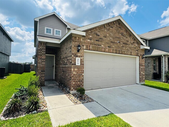 Building Photo - 4814 Blue Jacaranda Wy