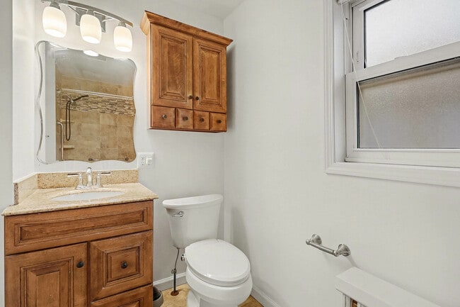 Building Photo - Detroit - Morningside