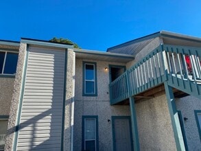 Building Photo - AVAILABLE AUGUST! [NO PETS PERMITTED]
