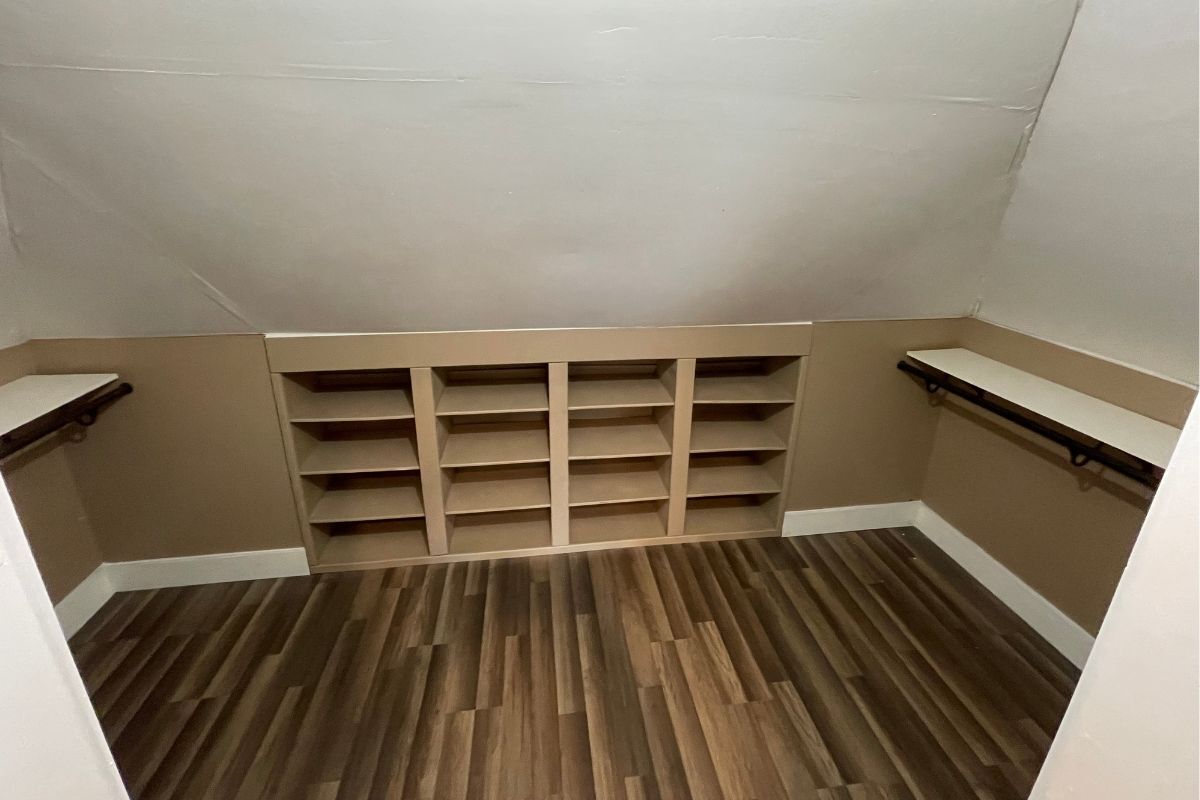 Renovated 3rd Floor with Closet - 1449 E Long St