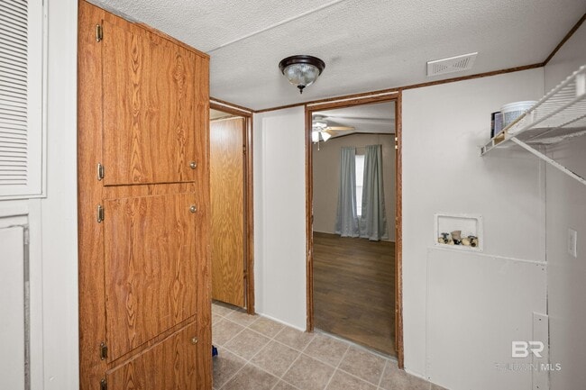 Building Photo - 12411 Co Rd 91