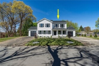 Building Photo - 81 Cadora Ave