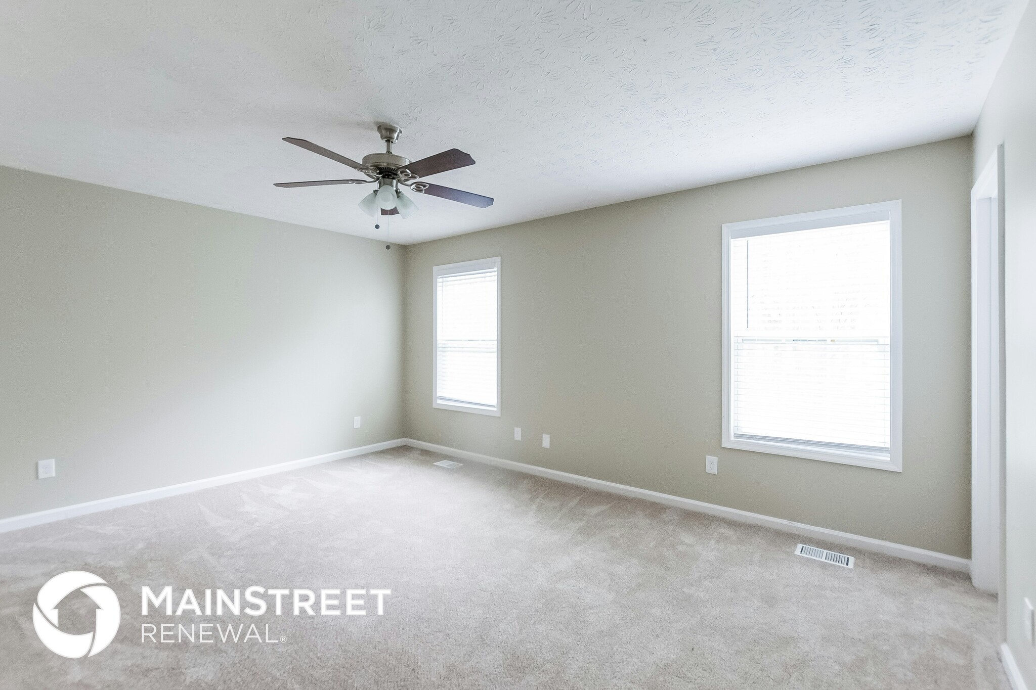 Building Photo - 2459 Chauncey Ln