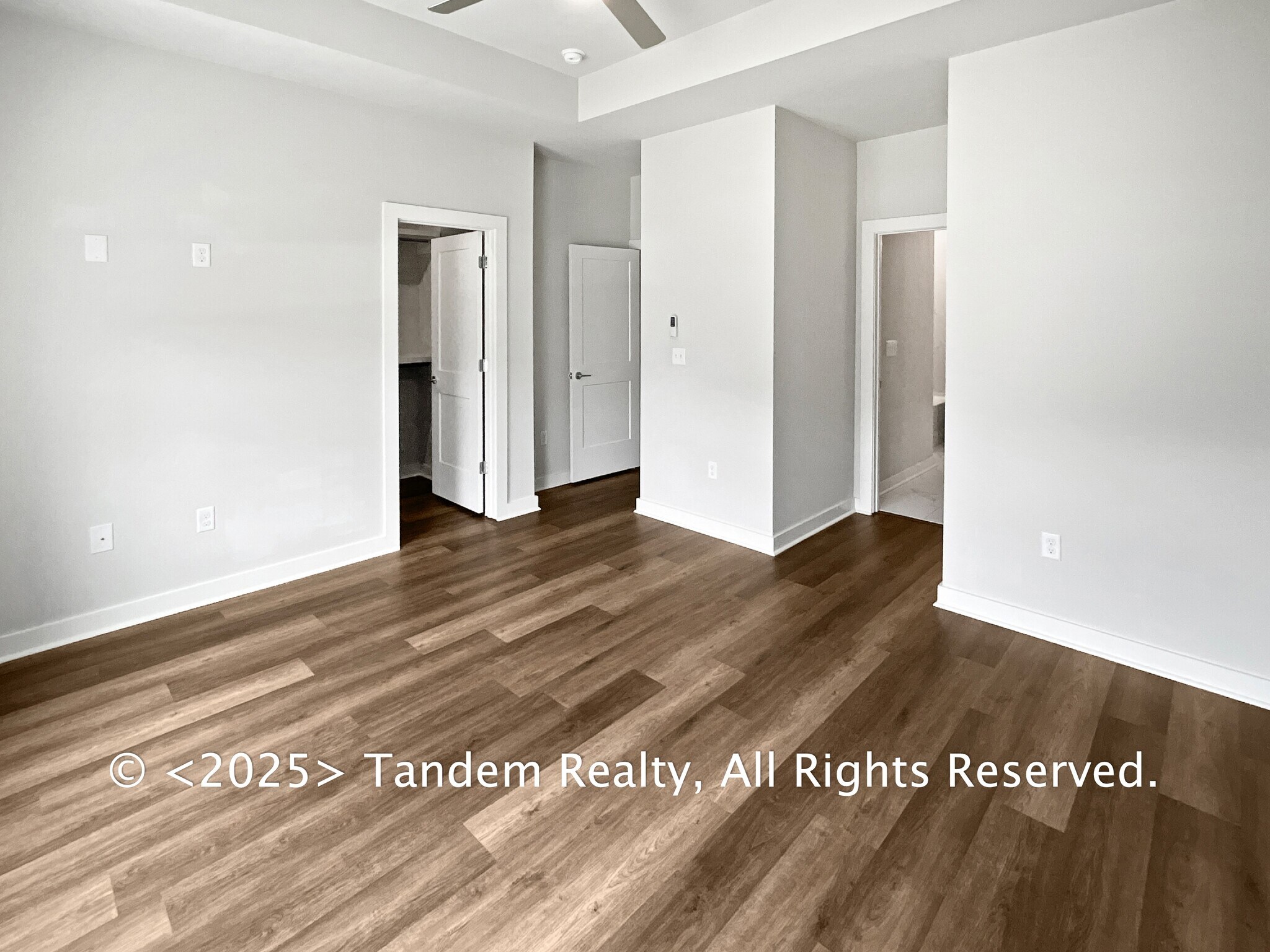 Building Photo - 3647 Hydes Ferry Rd