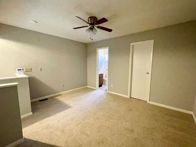 Building Photo - Harbison- -Offering Self Guided Tour with RENTLY!