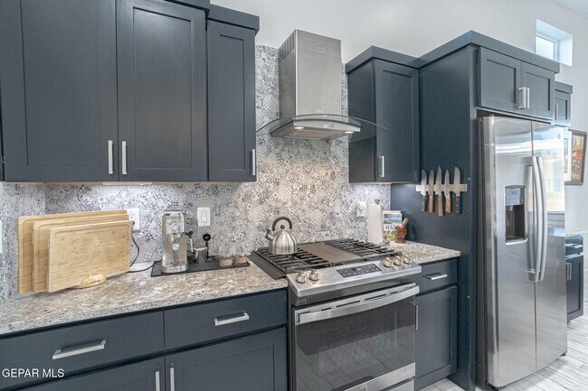 Building Photo - 13820 Paseo de Loma Ct