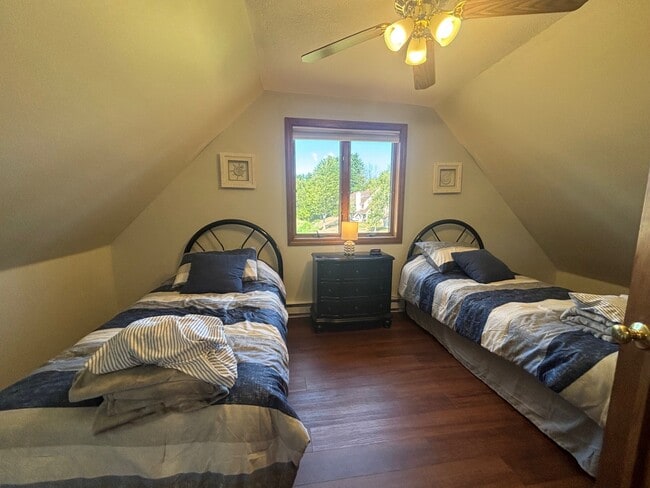 Building Photo - 14 Songbird Ln