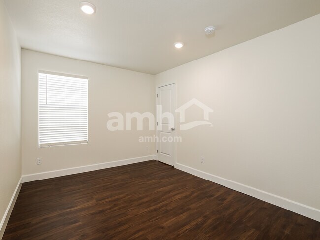 Building Photo - 6460 Intuition Ln