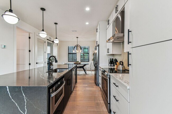 Building Photo - New Construction Townhome For Lease