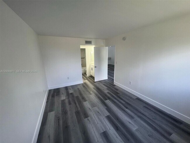 Building Photo - 10317 NW 9th St Cir