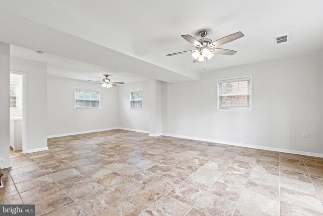 Building Photo - 6217 Stoneham Rd