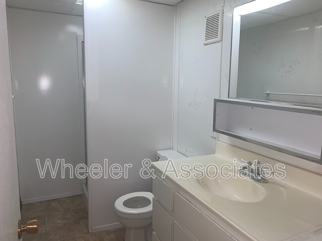 Building Photo - 2664 W 5175 S