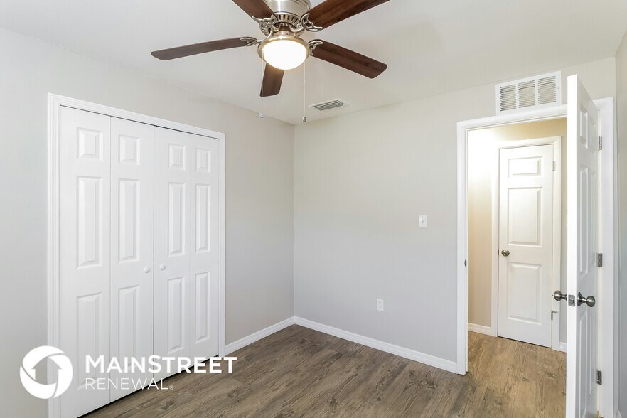 Building Photo - 3500 Aloha Dr