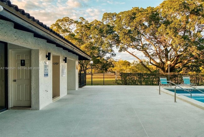 Building Photo - 8898 SW 62nd Terrace