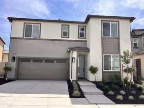 Building Photo - 2827 E Colina Dr