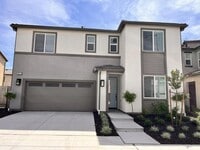 Building Photo - 2827 E Colina Dr