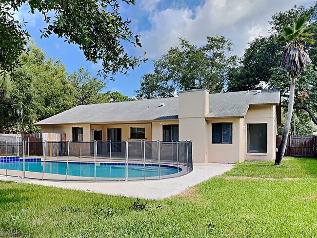 Building Photo - 951 Blueberry Hollow Ct
