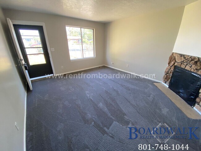 Building Photo - 1453 2320 S