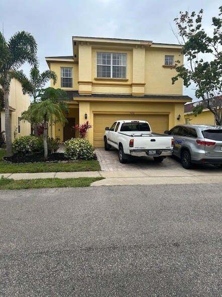 Primary Photo - 9426 Windrift Cir