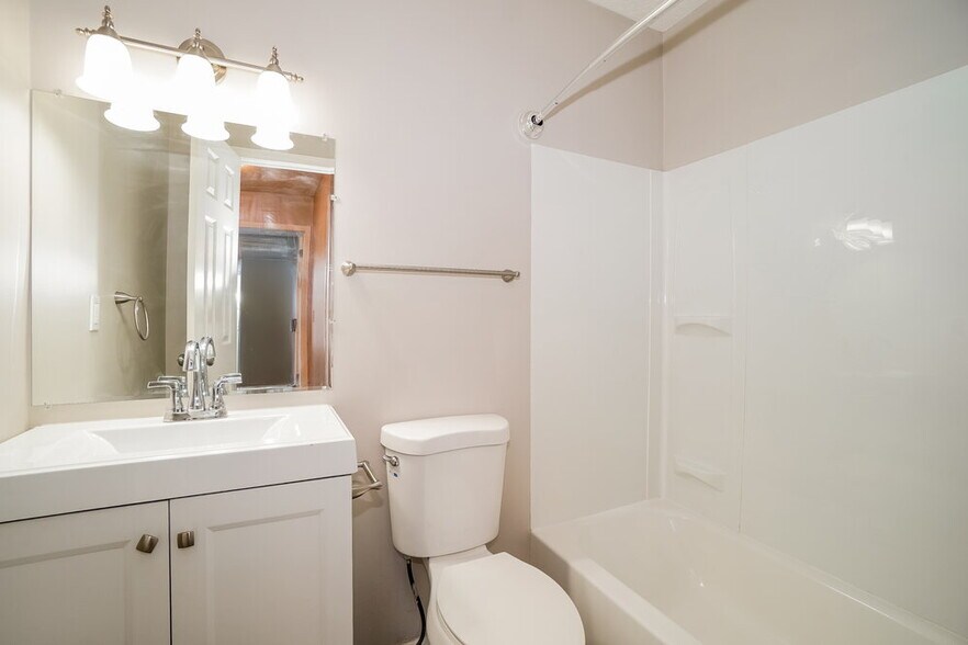 Building Photo - 4149 Cherry Orchard Ln