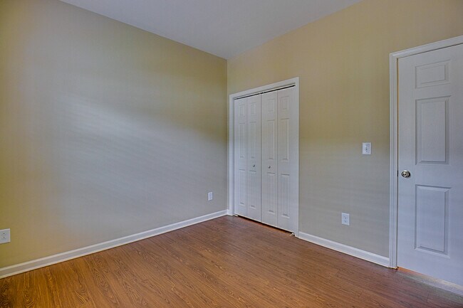 Building Photo - 7146 Somerset Springs Dr