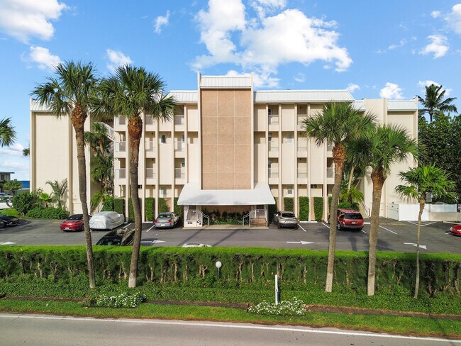 Building Photo - 3851 N Ocean Blvd
