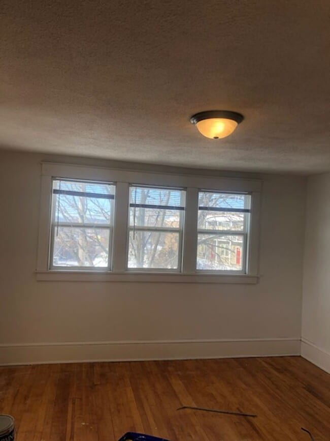 Building Photo - 311 N Dewey St