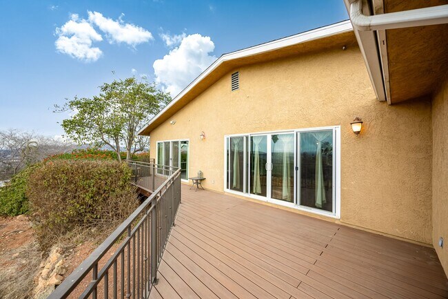 Building Photo - 9497 Montemar Dr
