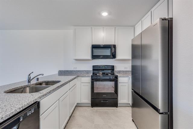 Building Photo - 9780 Skyhawk Ave