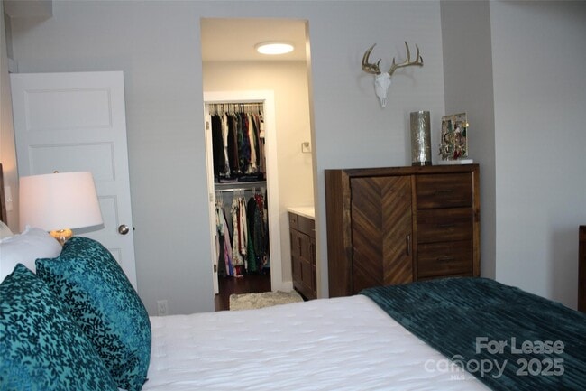 Building Photo - 18749 Vineyard Point Ln