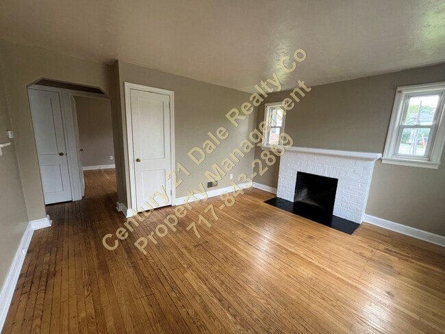 Building Photo - 3 BR 1 Bath Home in Central York School Di...