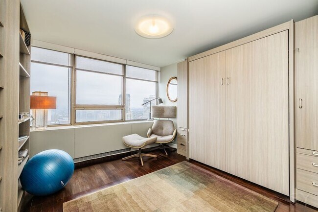 Building Photo - 2800 N Lake Shore Dr