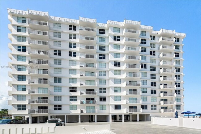 Building Photo - 4505 S Ocean Blvd