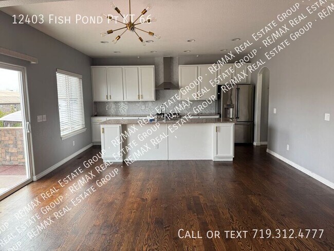 Building Photo - 12403 Fish Pond Point